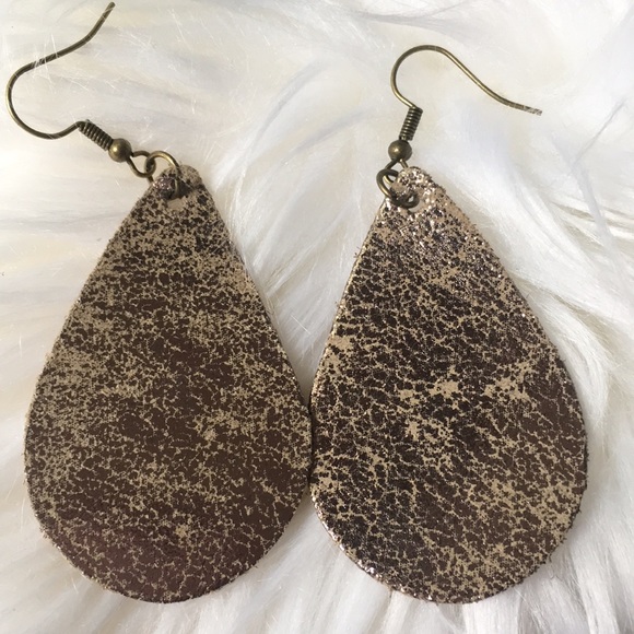 Boutique Sand Foil Teardrop Earrings - Picture 4 of 4